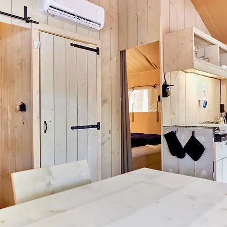 Tenda de luxe Glamping Costa Dorada Vilanova i la Geltrú