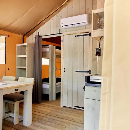 Tenda de luxe Glamping Costa Dorada Vilanova i la Geltrú